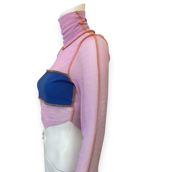 Princess Contrast Hight Collar Crop Top - Picture 4 of 6